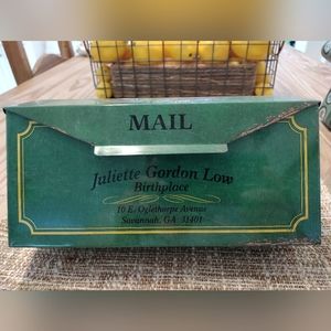 Girl Scout Collectable Tin